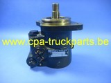 Pompe de direction VOLVO 1588973